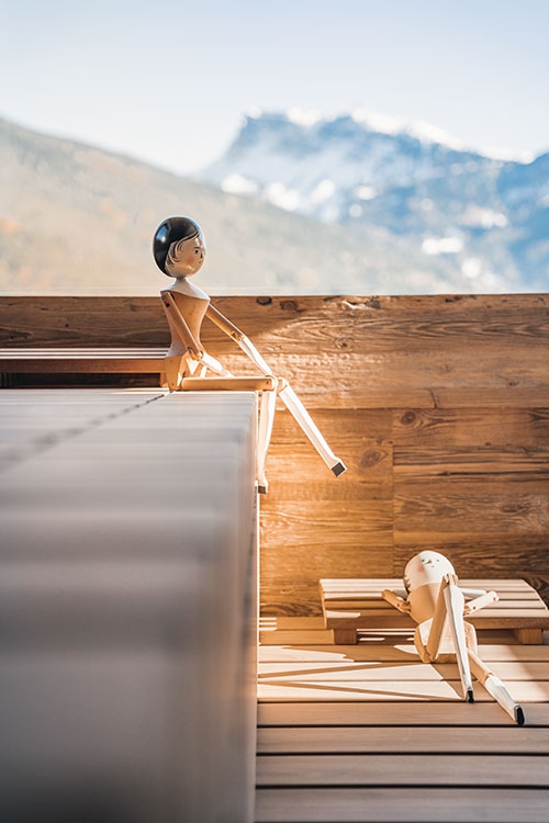 An adults only hotel with sauna area.