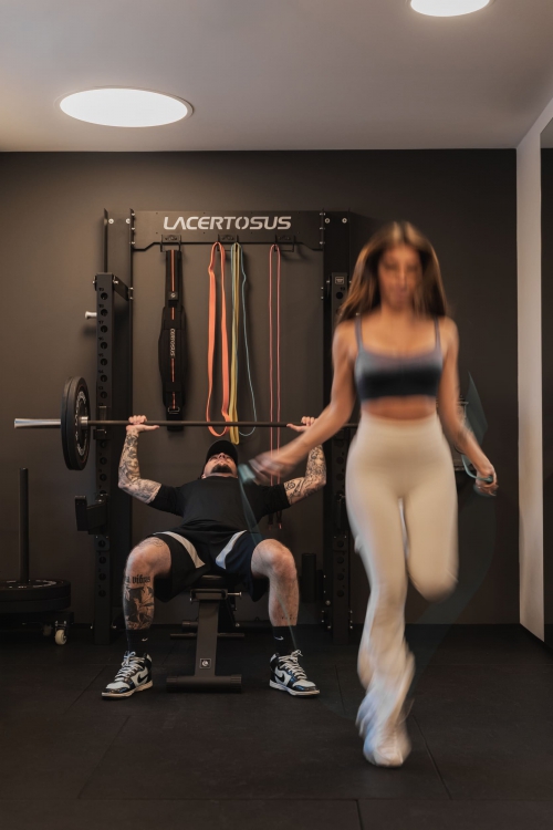 Der Fitnessraum im Hotel La Cort My Dollhouse.